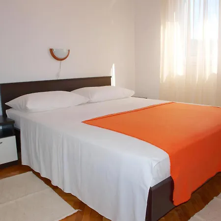 Apartment With A Parking Space Businci, Ciovo - 4667 Trogir